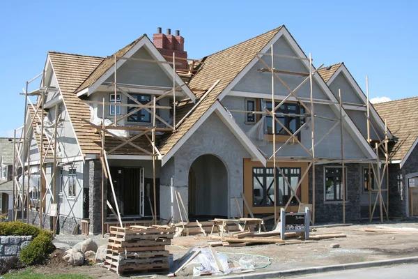 Roofing Contractor Near Me Offering Same-Day Service