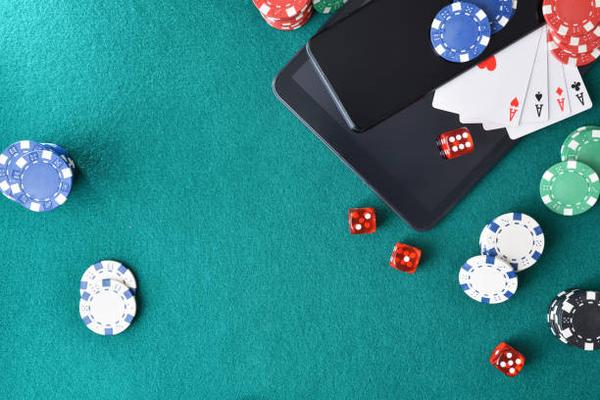 Exploring Platform Features Across online casinos Singapore