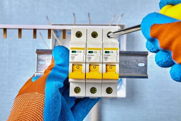 What to Expect During an Electrical Panel Replacement Project